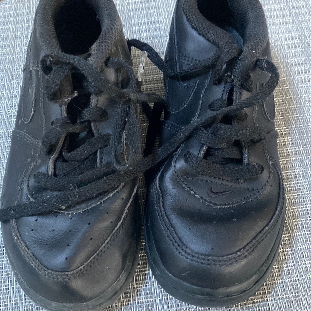 10c Black Air Force ones